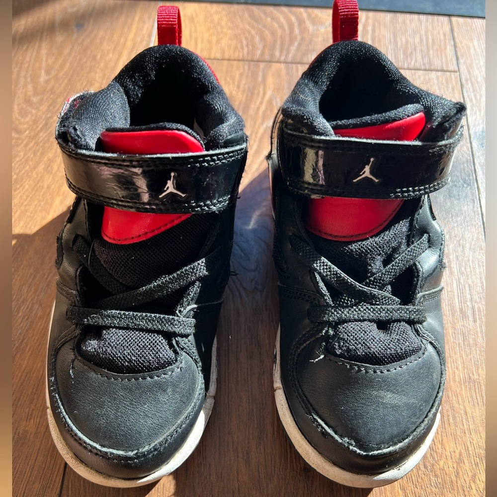 Kids Jordan sneakers, size 9c